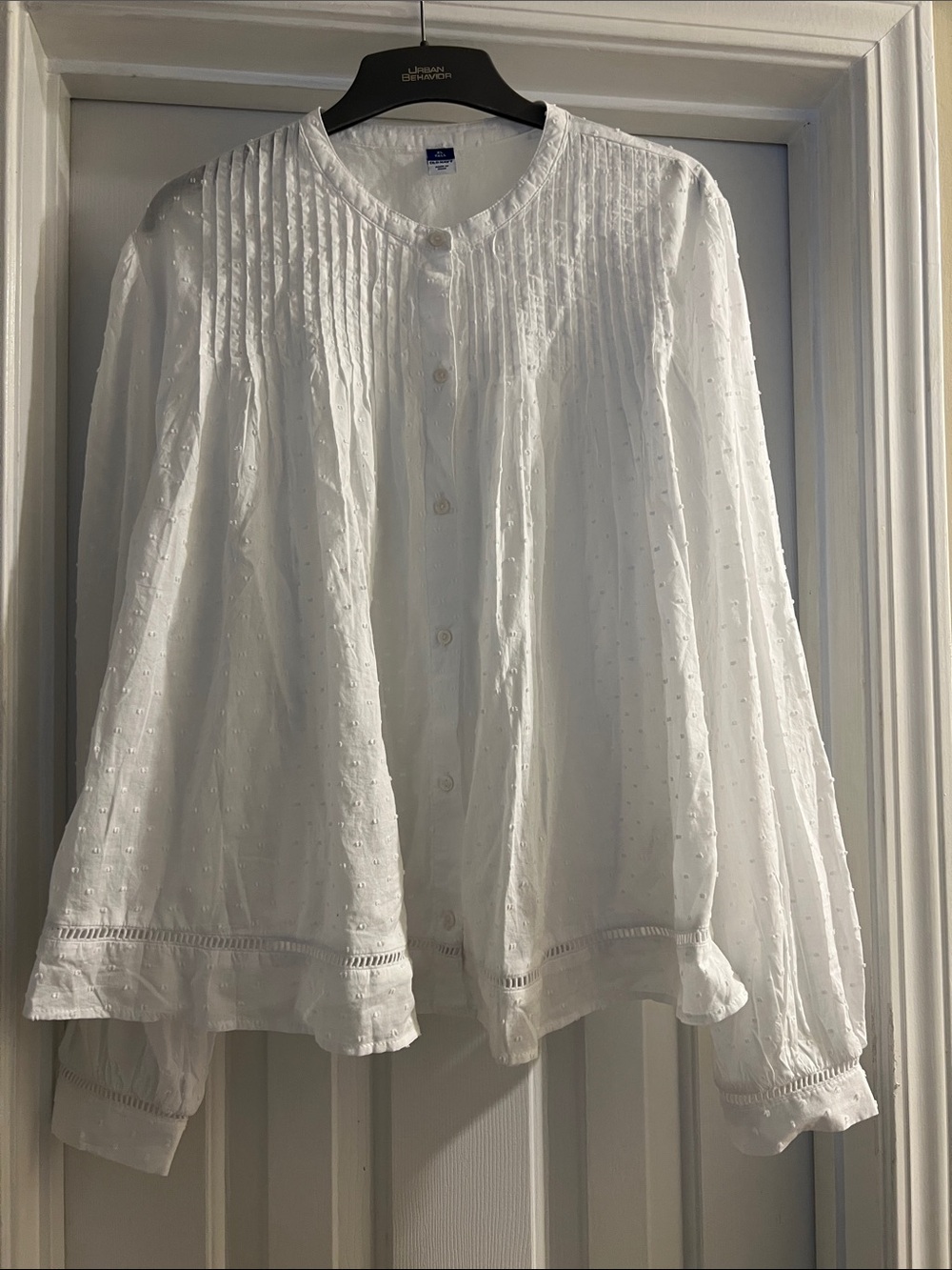 Old Navy Lightweight White Embroidered Pintuck Button-Front Top
